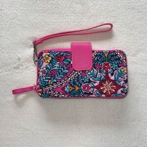 EUC Vera Bradley Smartphone Wristlet
